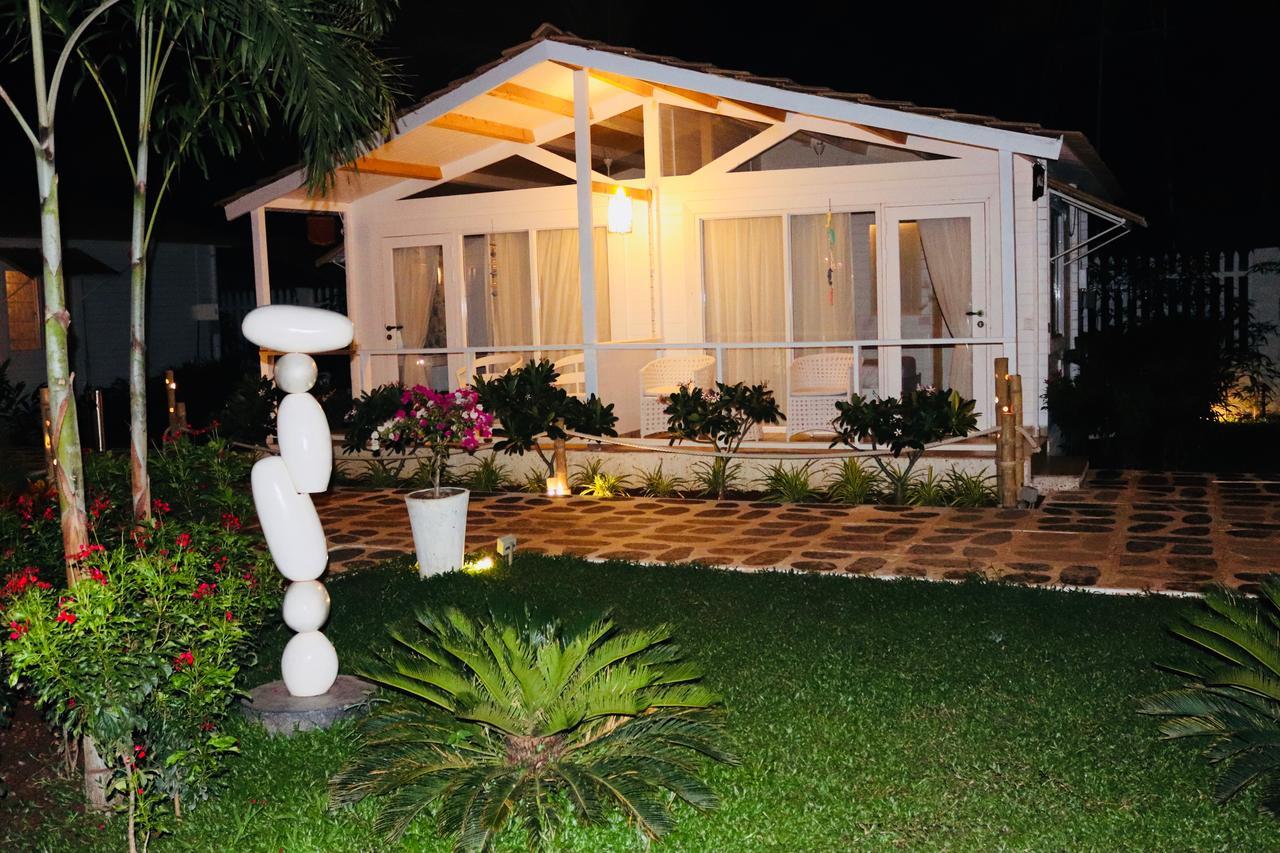 The White Resort Agonda Exterior photo