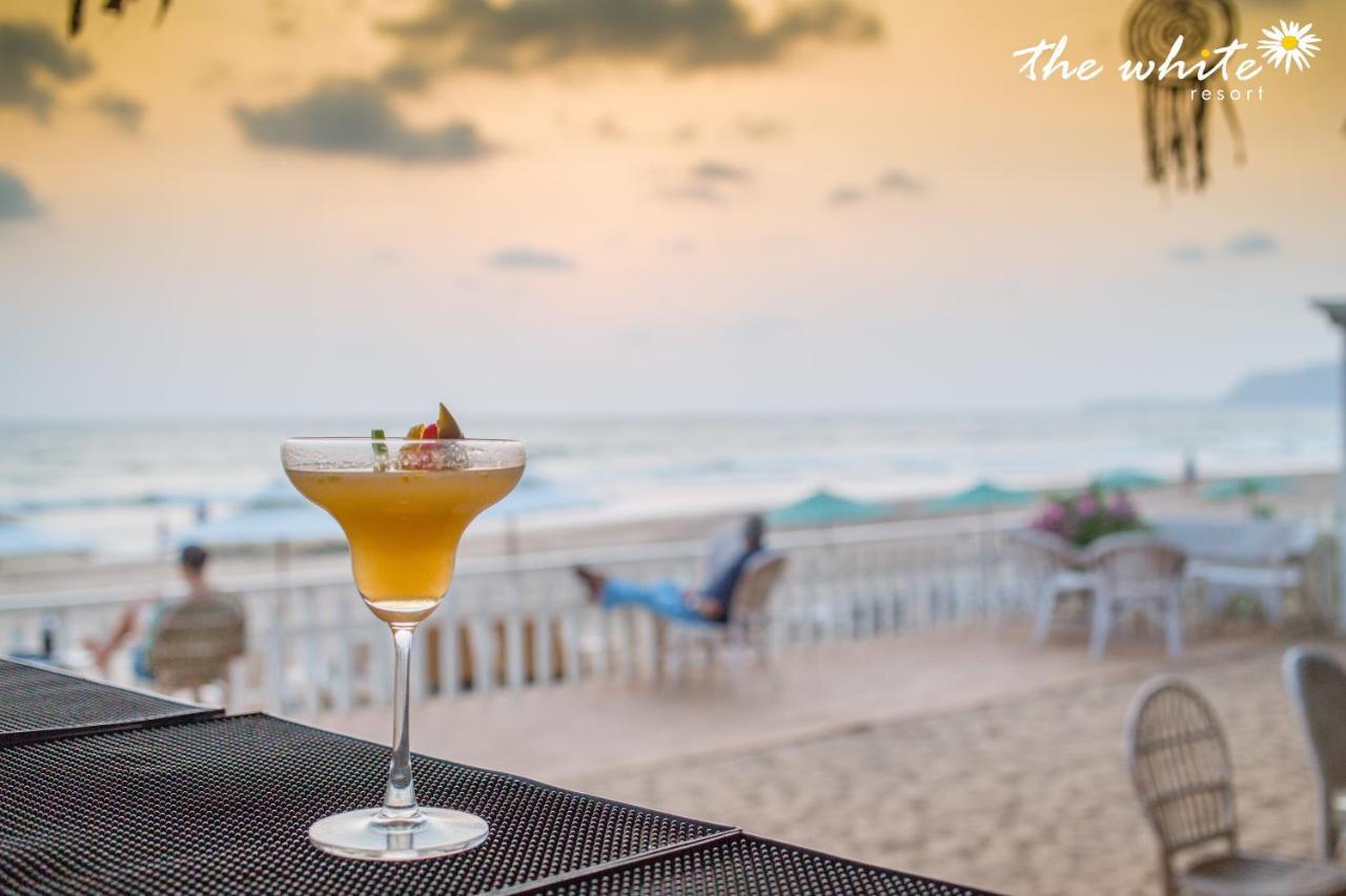 The White Resort Agonda Exterior photo